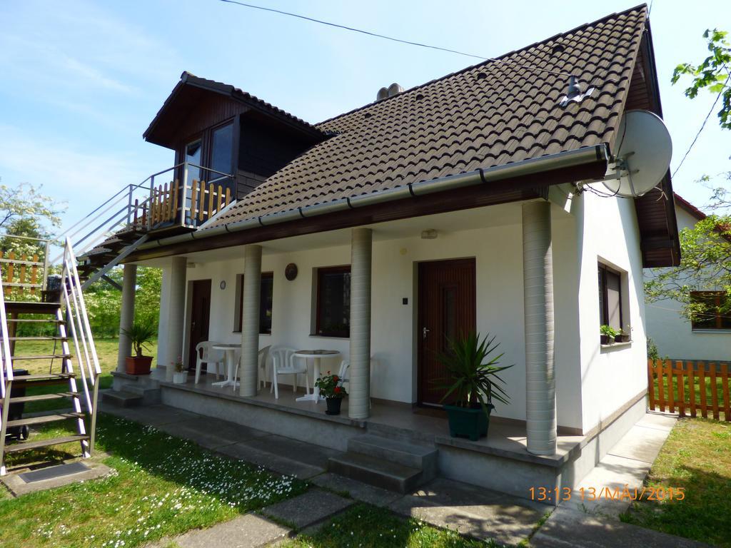 Fabian Apartman-Haz Szántód Kamer foto